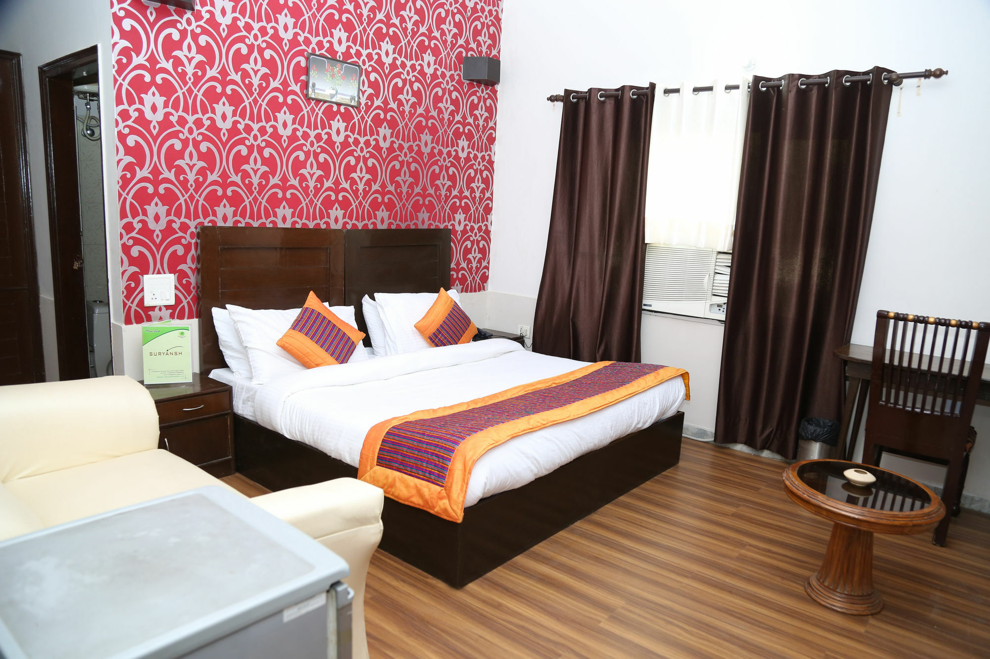 Pacific Inn Suryansh Hotel Gurgaon Extérieur photo