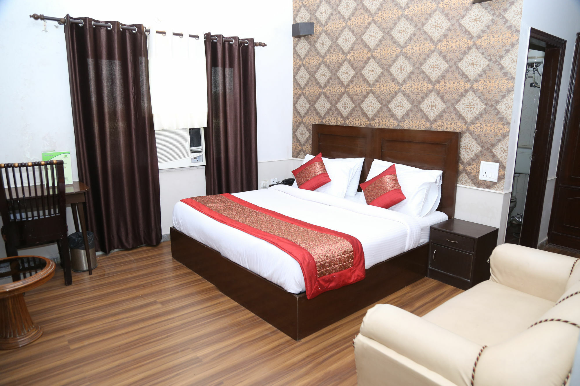 Pacific Inn Suryansh Hotel Gurgaon Extérieur photo