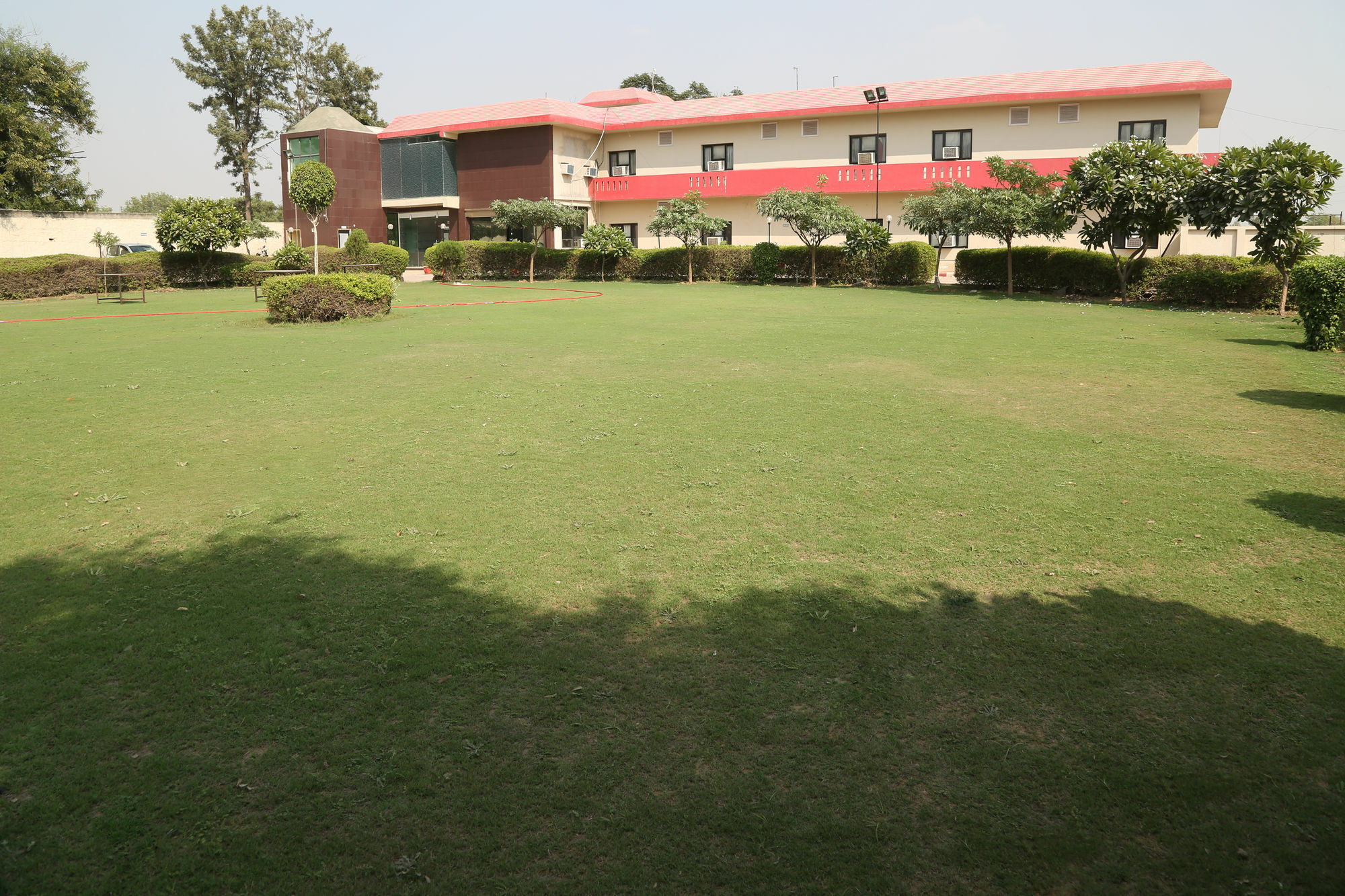 Pacific Inn Suryansh Hotel Gurgaon Extérieur photo